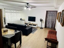 Blk 726 Tampines Courtview (Tampines), HDB 4 Rooms #540696691